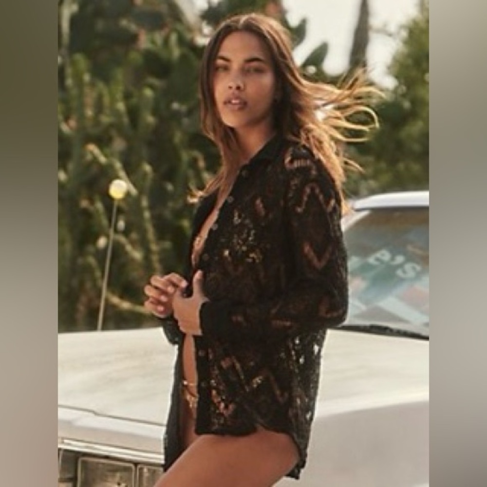 Free People Until Sundown sheer Black Lace Button Down Shirt Size Medium NEW - Picture 2 of 3